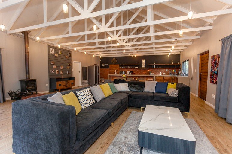 Welcome to our Self-catering Guest House with Garden View